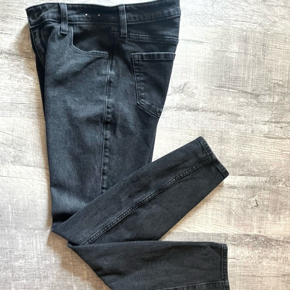 Abercrombie & Fitch The skinny High Rise black size 4 short 27 | 4R Jeans - Picture 1 of 16